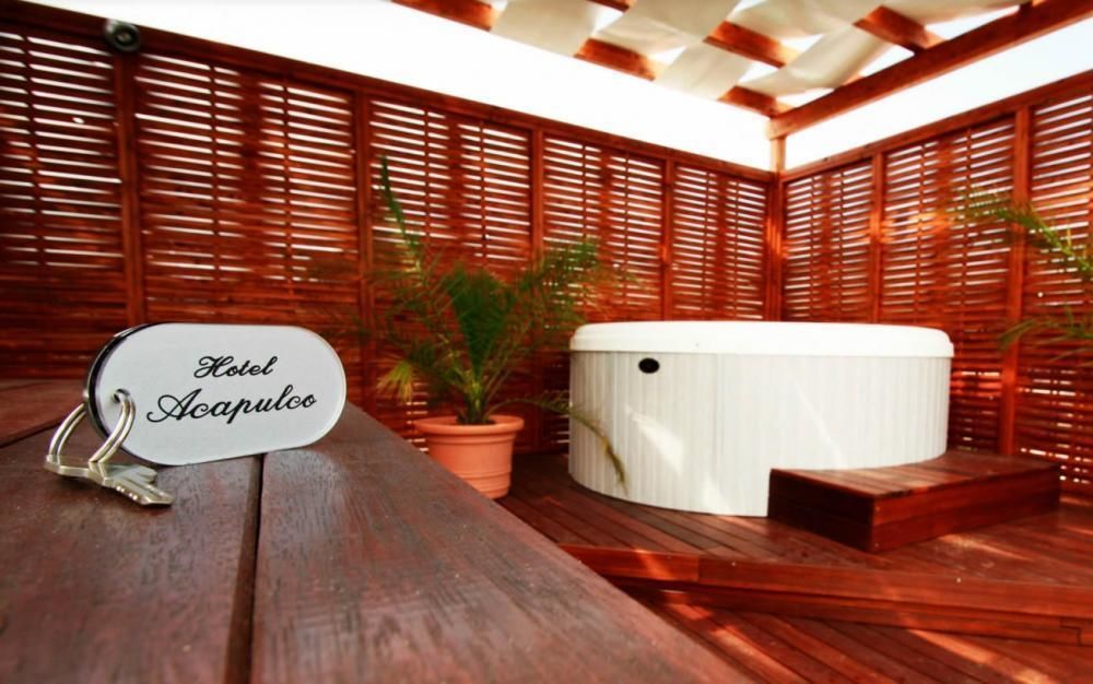 Hotel Acapulco Viserbella di Rimini エクステリア 写真