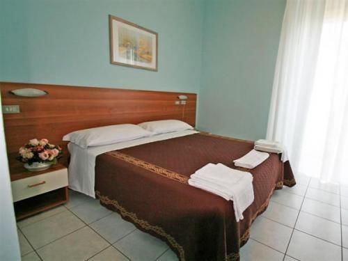 Hotel Acapulco Viserbella di Rimini エクステリア 写真